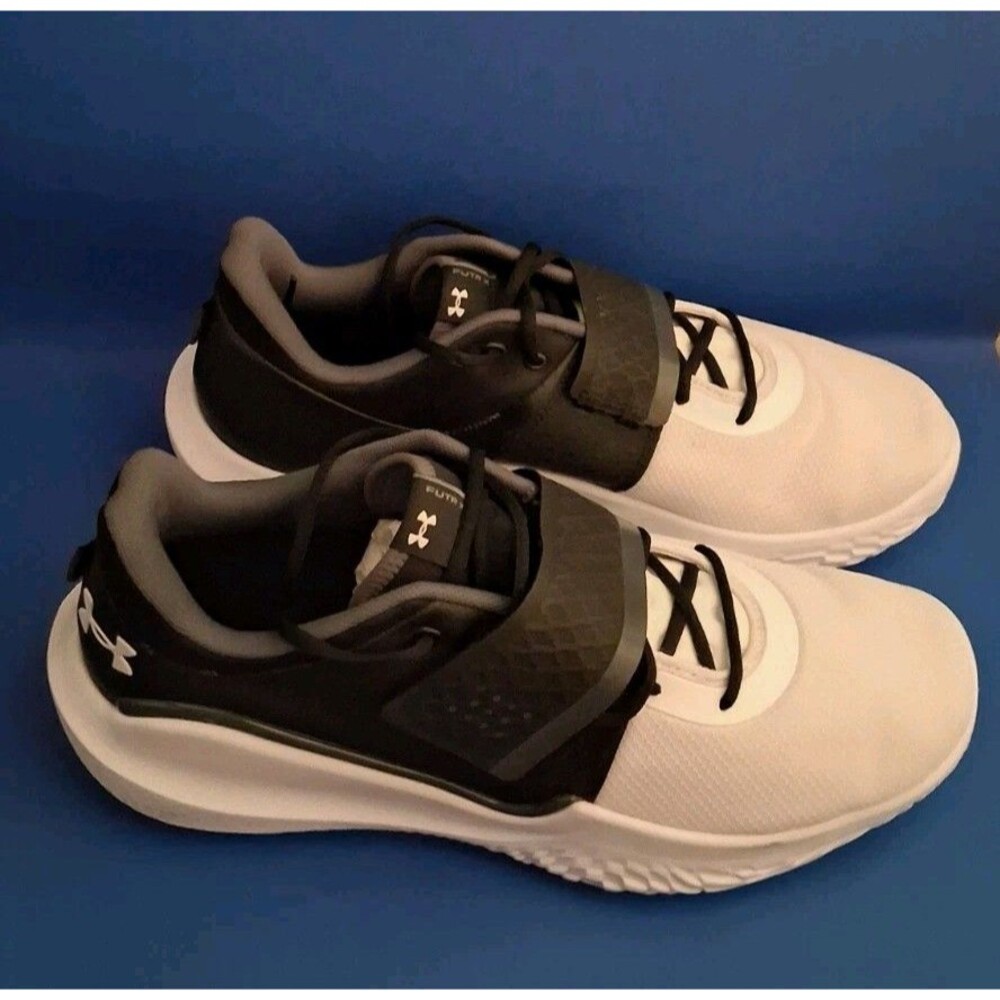 Under Armour UA Flow FUTR X Black White Basketball Shoes Unisex Size M 18 W 19.5
